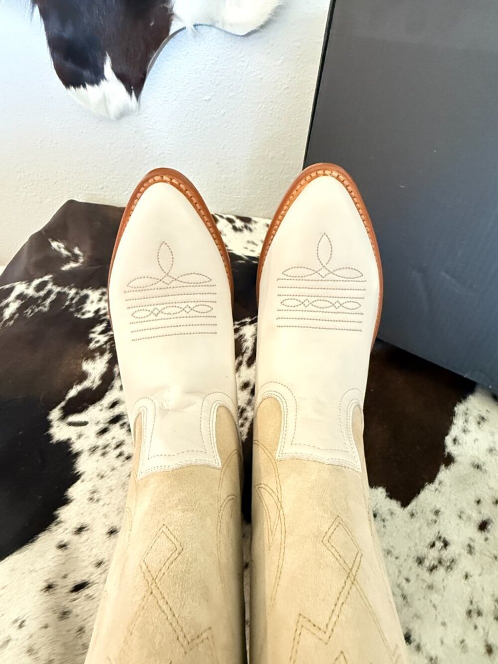 FRYE - Billy Western Boot - W8.5 ($458 MSRP) - Picture 2 of 6